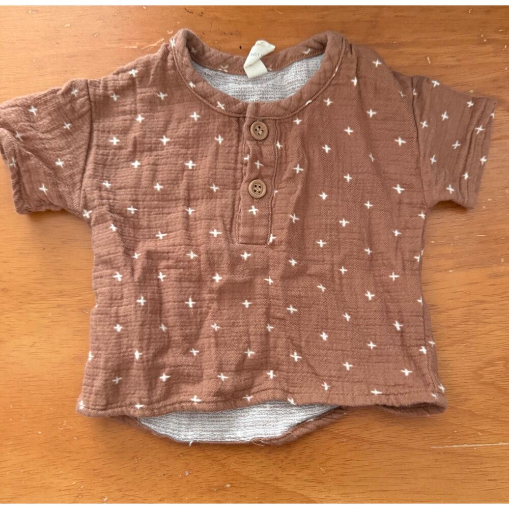 Quincy Mae 0-3 Months Baby Boy Girl Muslin T Shirt Henley Buttons Brown